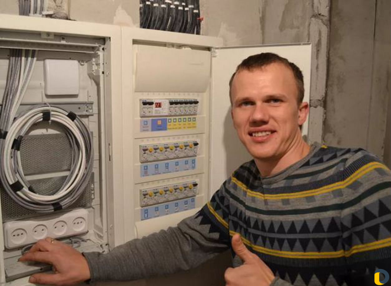 Услуги сантехника и электрика