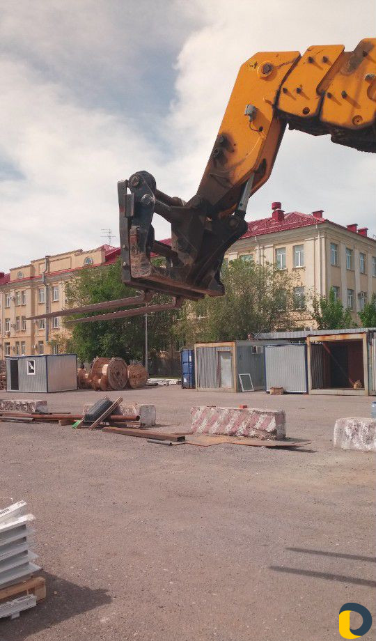 Услуги телескопический погрузчик с поворотными вил