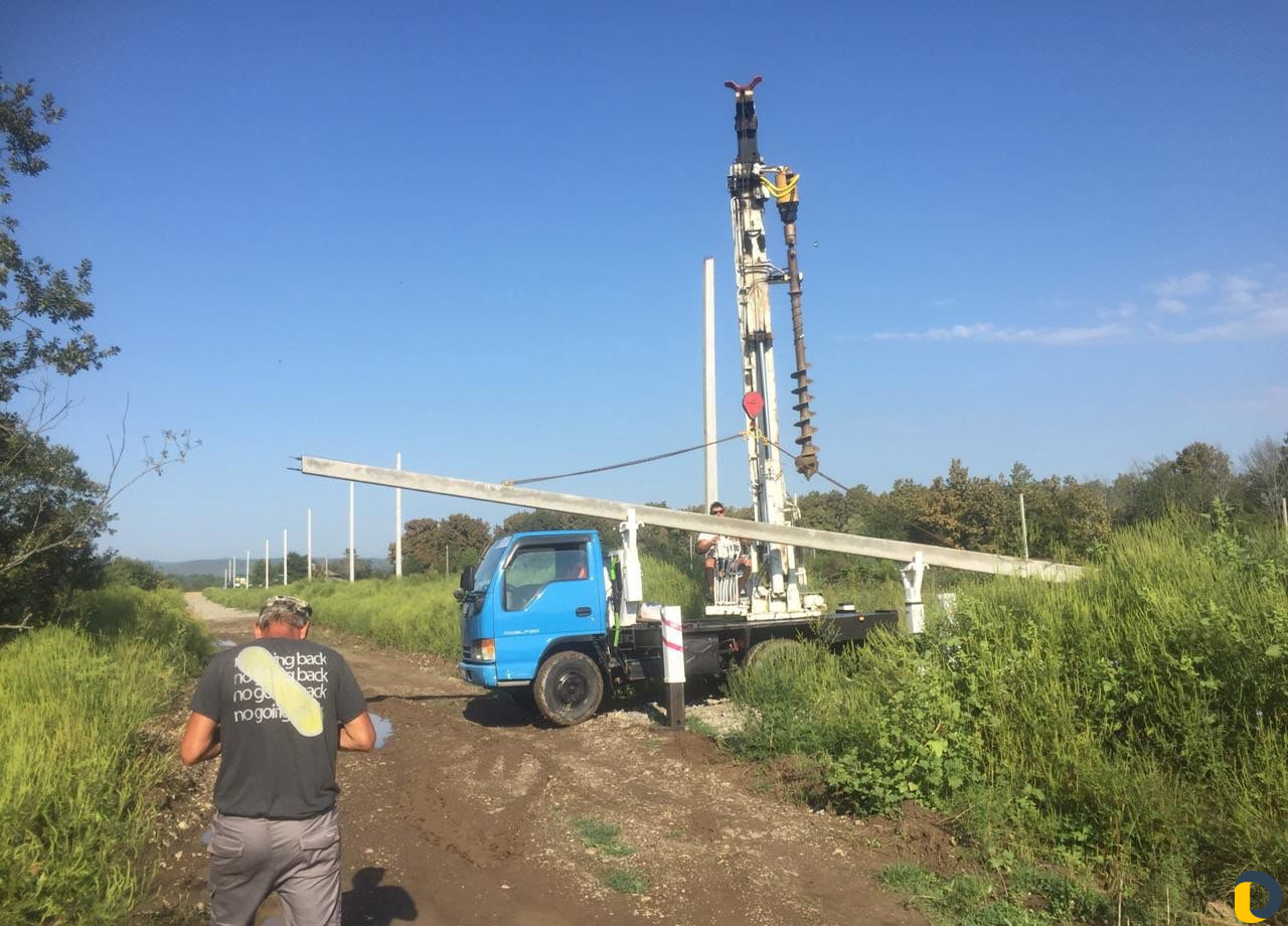 Услуги ямобура (буровой).Кран 3т. Автовышка (мехру