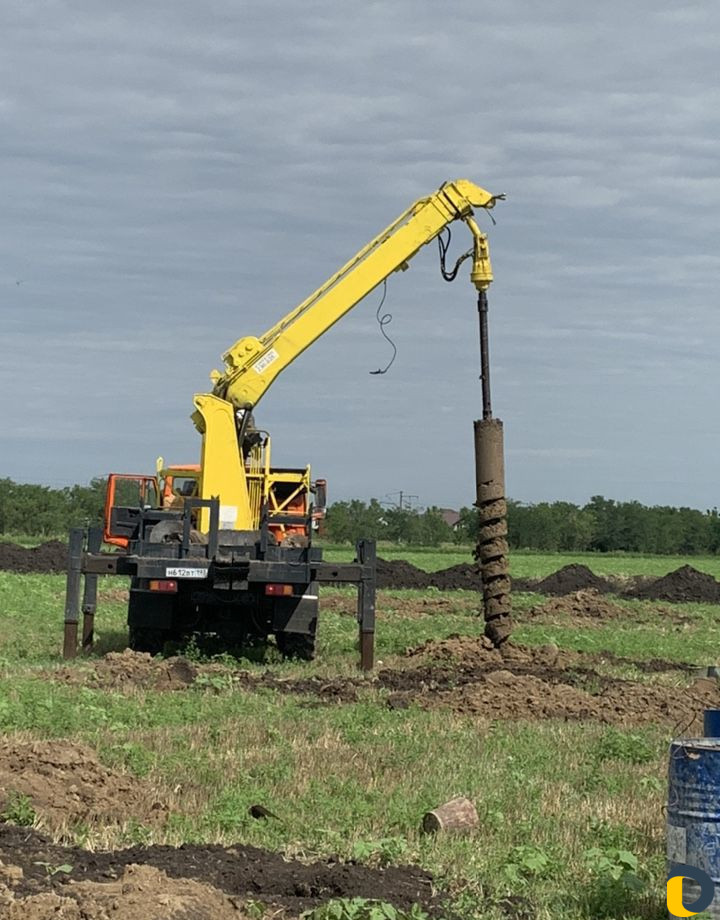 Услуги Ямобура Вездехода Бурение свай