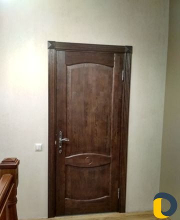 Установка дверей, доборов, капителей. Плинтусов