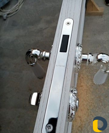 Установка дверей межкомнатных,входных