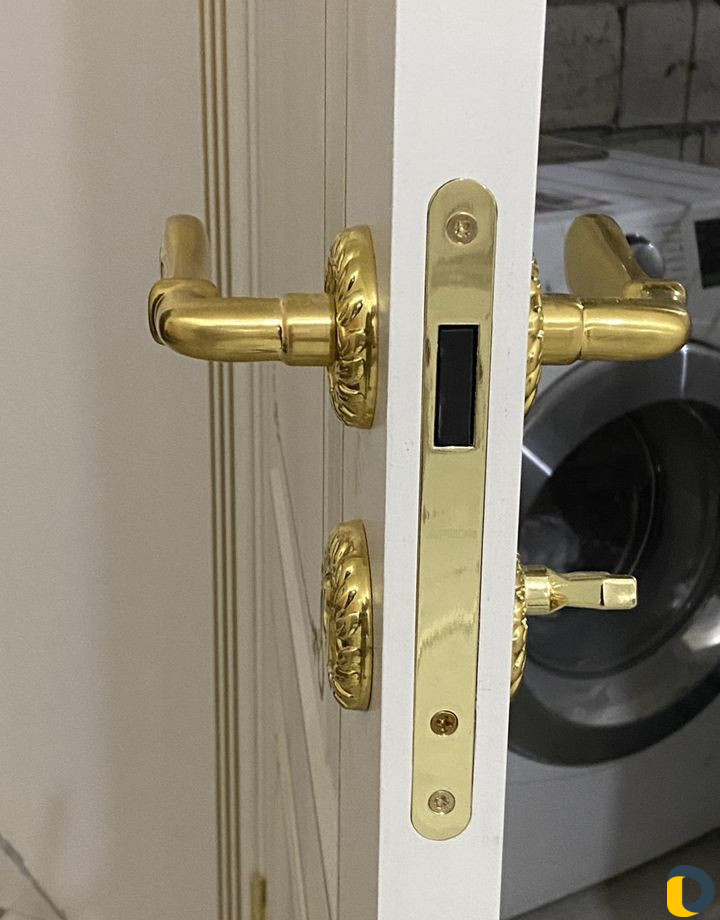 Установка дверей