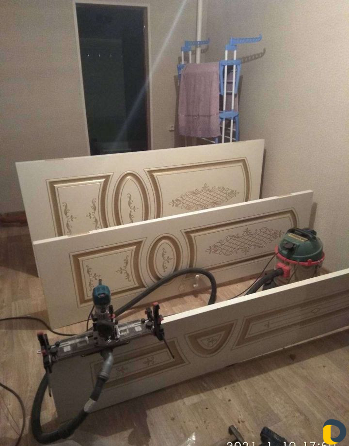 Установка Дверей