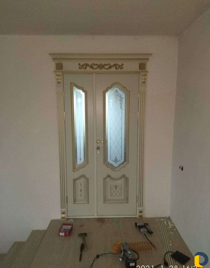 Установка Дверей