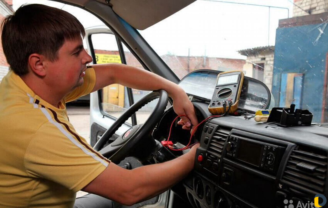 Установка Глонасс и GPS / GPS маяк, маячок