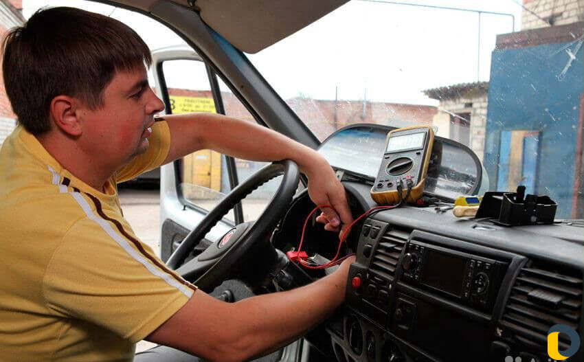 Установка Глонасс и GPS / GPS маяк, маячок