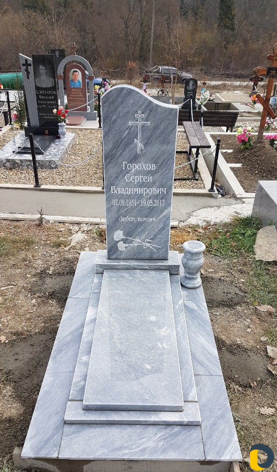 Установка изготовление памятников (мрамор,гранит)