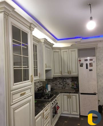 Установка карниза на кухню