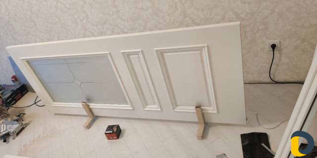Установка межкомнатных дверей