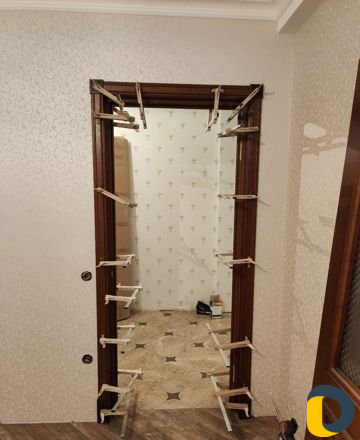Установка межкомнатных дверей