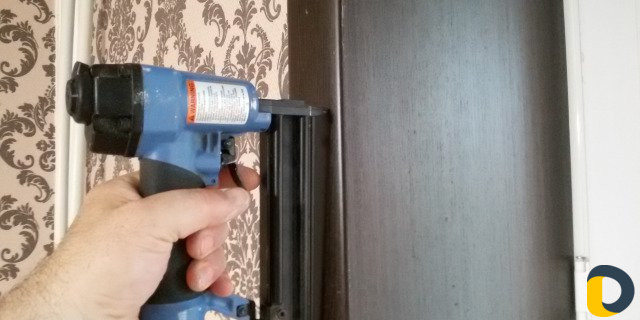 Установка межкомнатных дверей