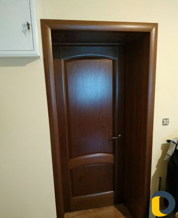 Установка межкомнатных дверей