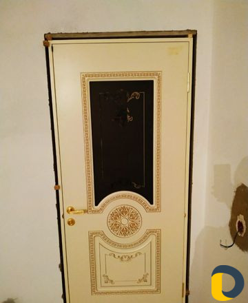 Установка межкомнатных дверей