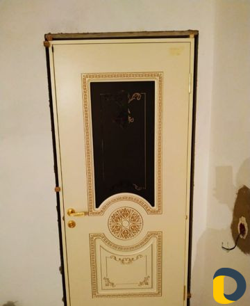 Установка межкомнатных дверей