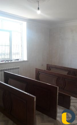 Установка межкомнатных дверей