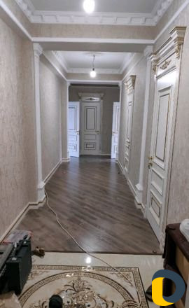 Установка межкомнатных дверей