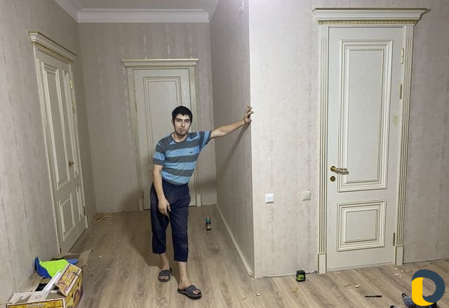 Установка межкомнатных дверей