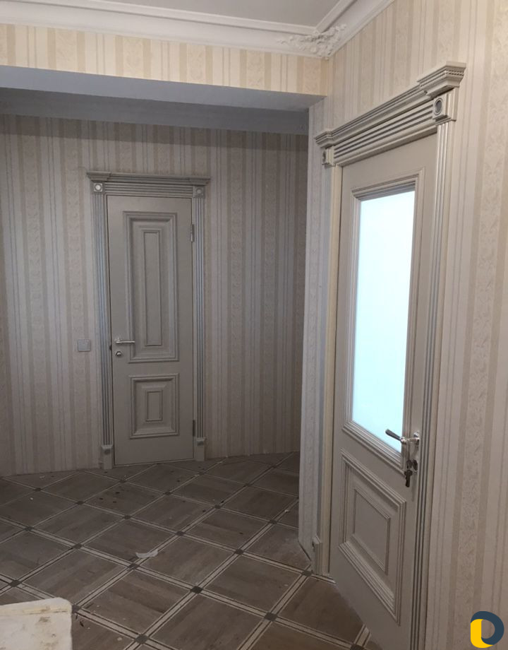 Установка межкомнатных дверей