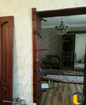 Установка межкомнатных дверей