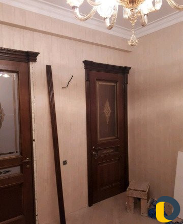 Установка межкомнатных дверей