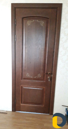Установка межкомнатных дверей
