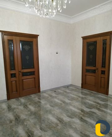 Установка межкомнатных дверей