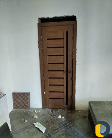 Установка межкомнатных дверей