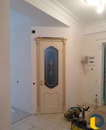 Установка межкомнатных дверей
