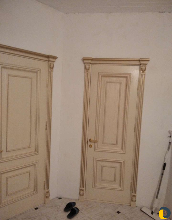 Установка межкомнатных дверей