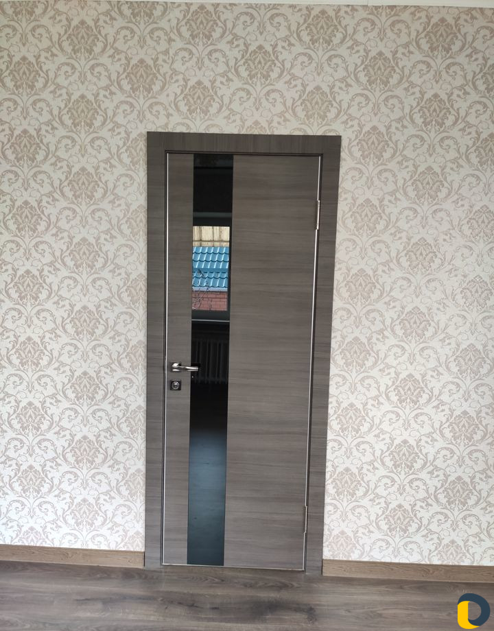 Установка межкомнатных дверей