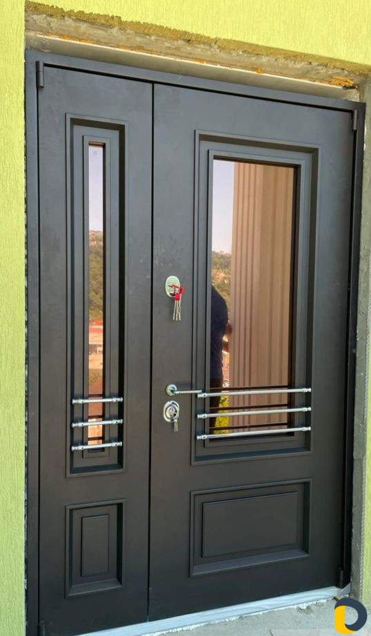 Установка межкомнатных дверей