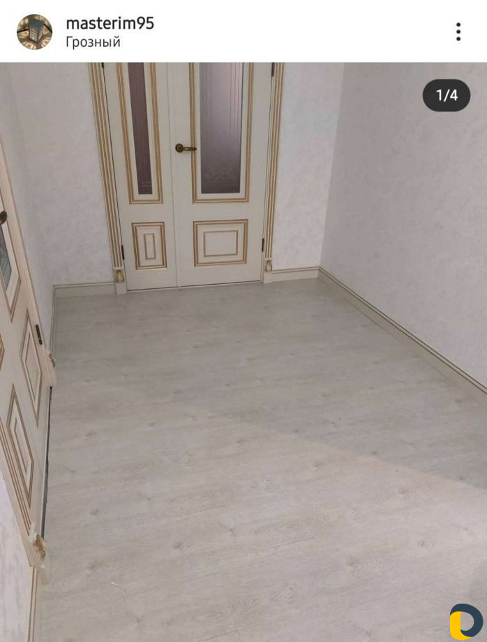Установка напольных плинтусов и укладка ламината
