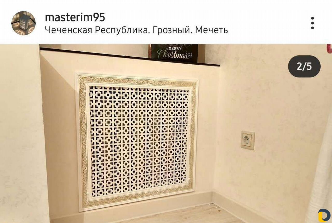 Установка напольных плинтусов и укладка ламината