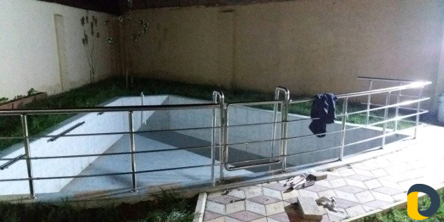 Установка перил из нержавеющей стали,стеллажи, веш