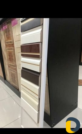 Установка плинтусов,карнизов.плинтуса на заказ
