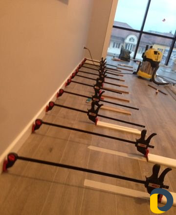 Установка плинтусов