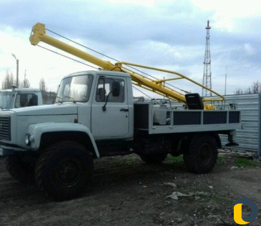 Установка столбов,бурение ям,бурение ям под заборн