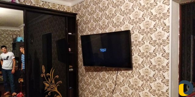 Установка телевизора кронштейна на стену и Настрой