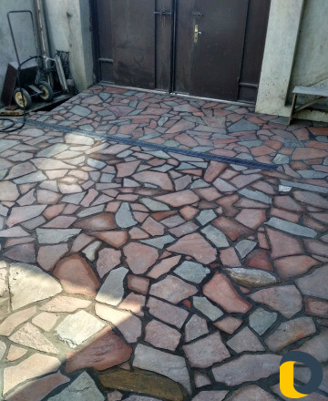 Установка тротуарной плитки и Ростовского камня