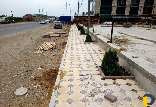 Установка тротуарной плитки