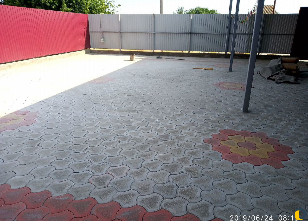 Установка тротуарной плитки