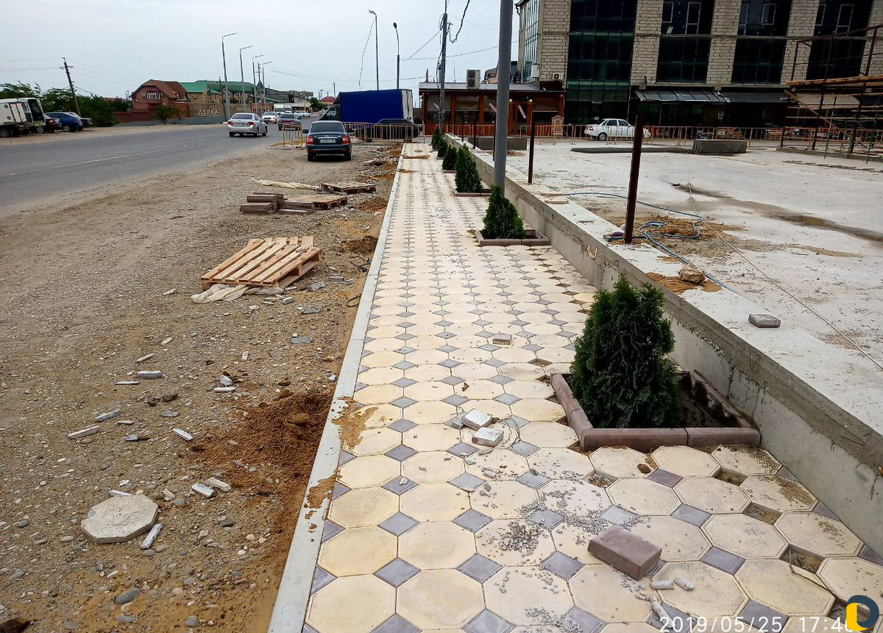 Установка тротуарной плитки