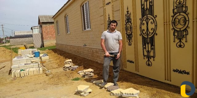 Установка тротуарной плитки
