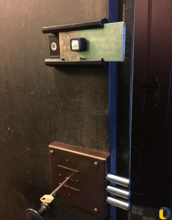 Установка, вскрытие, ремонт замков и запорных ус-в