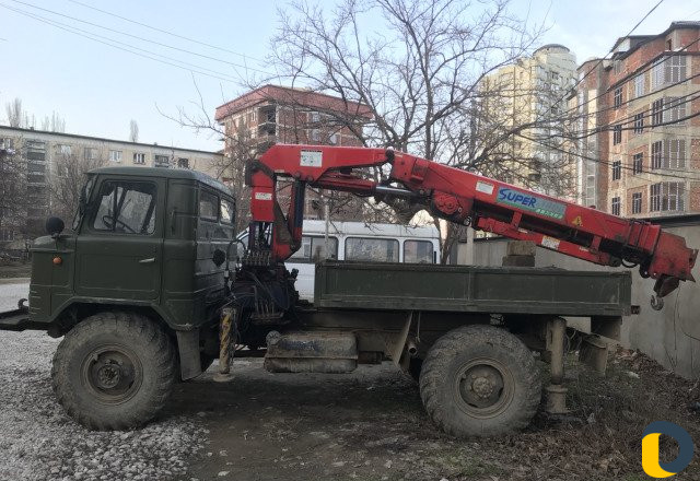 Установление электрических столбов, бурение ям