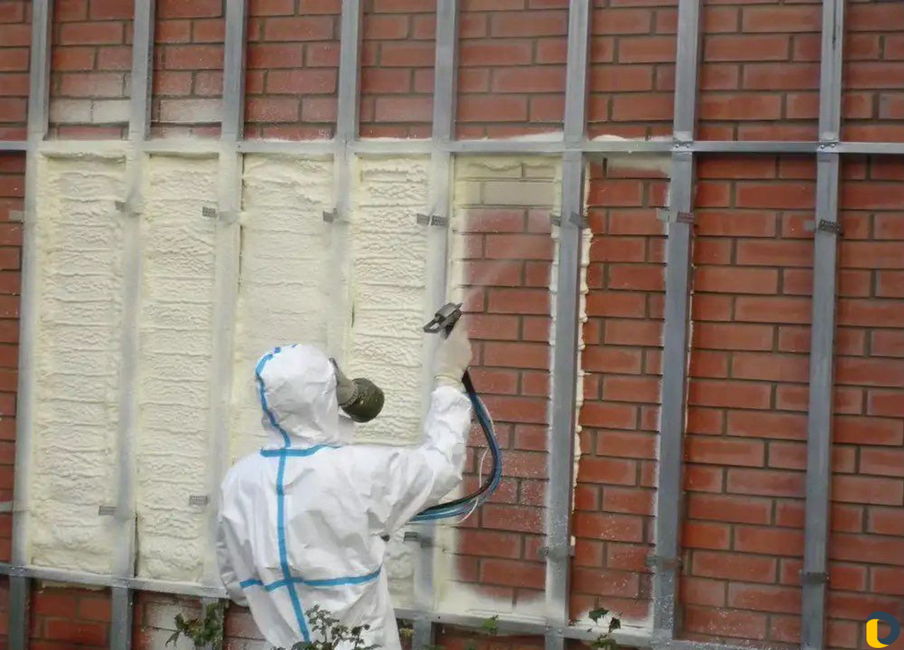 Утепление домов. Межстеновой пустот, крыш,мансард