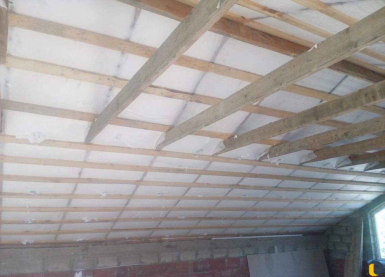 Утепление жидким пенопластом (пеноизол)