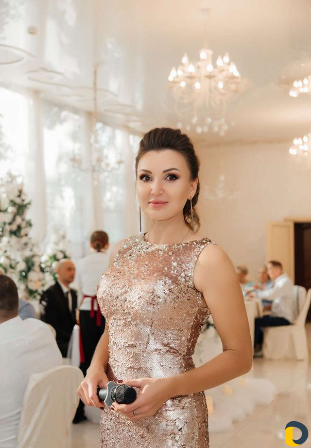 Ведущий на свадьбу