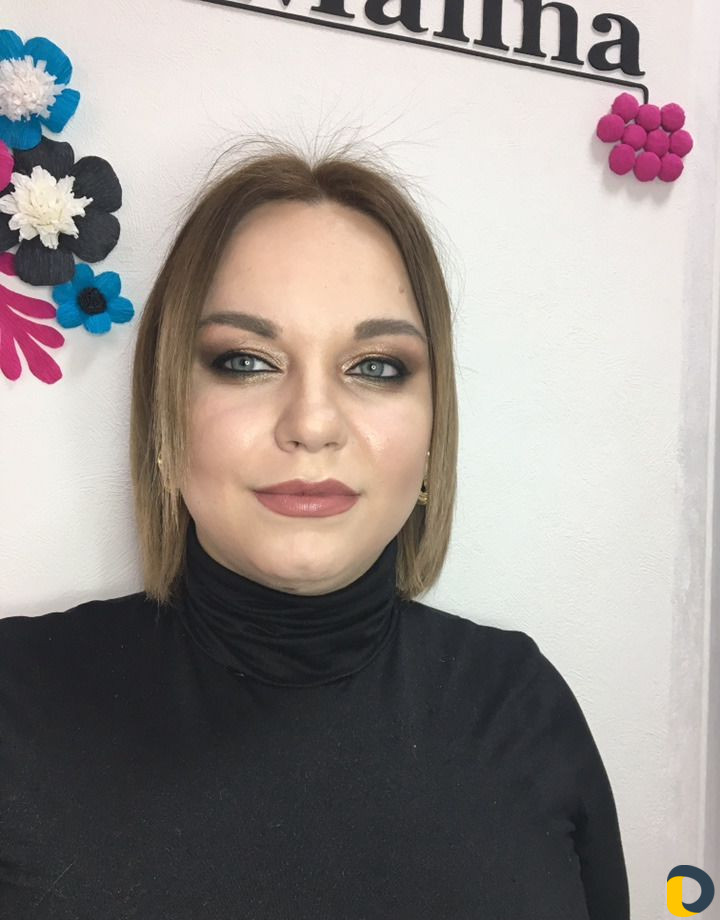 Визажист -бровист